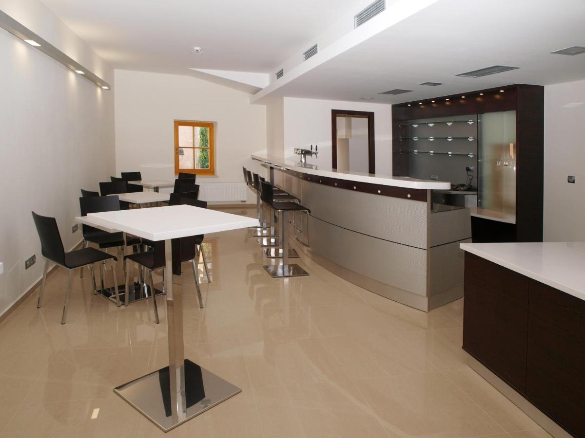 Hotel Budweis Dış mekan fotoğraf